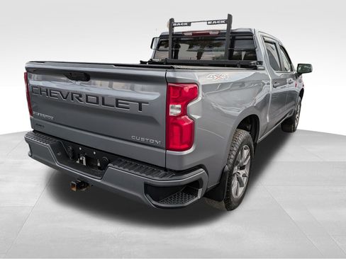 Used 2022 Chevrolet Silverado 1500 Custom image 5