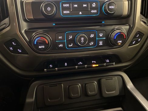 Used 2017 Chevrolet Silverado 3500 High Country image 20