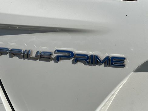 Certified 2020 Toyota Prius Prime XLE w/ Carpet Mat Package image 29