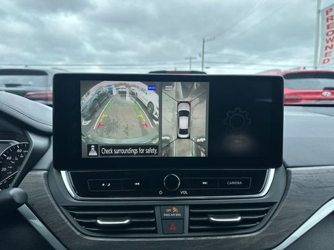 Certified 2025 Nissan Altima 2.5 SL image 17