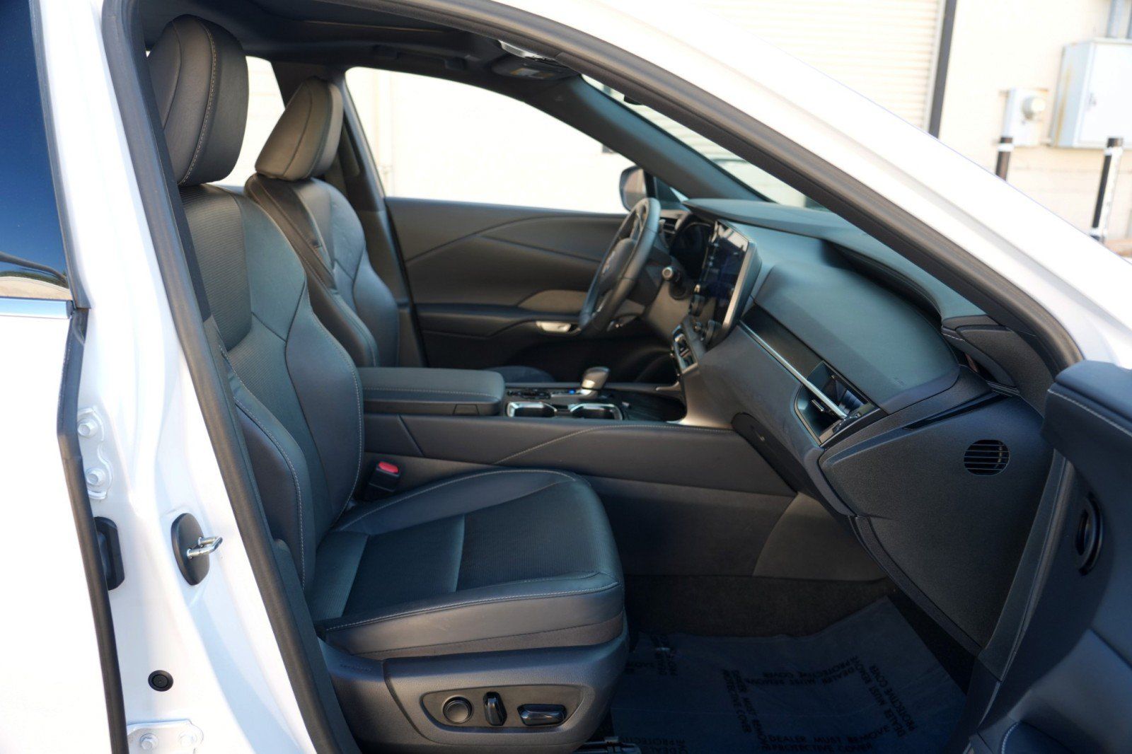 Used 2023 Lexus RX 350 Premium Plus w/ Cold Area Package FWD image 16