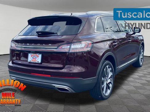 Used 2022 Lincoln Nautilus Reserve w/ Equipment Group 201A image 9