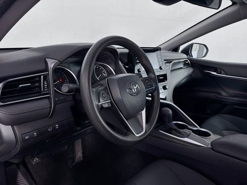 Used 2021 Toyota Camry LE image 12