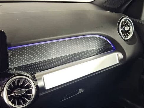 Certified 2025 Mercedes-Benz GLB 250 4MATIC image 81