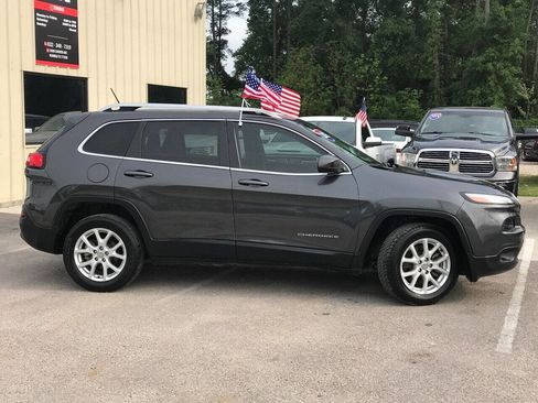 Used 2015 Jeep Cherokee Latitude FWD image 7