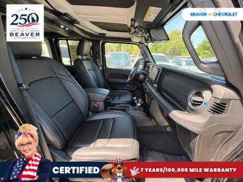 Used 2024 Jeep Wrangler High Altitude AWD/4WD image 25