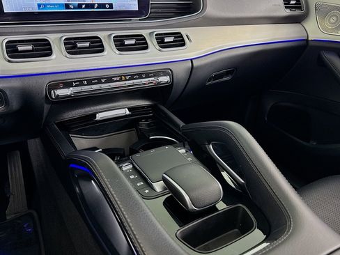 Used 2022 Mercedes-Benz GLE 350 4MATIC image 5