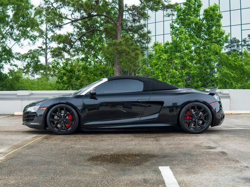 Used 2011 Audi R8 V10 image 6