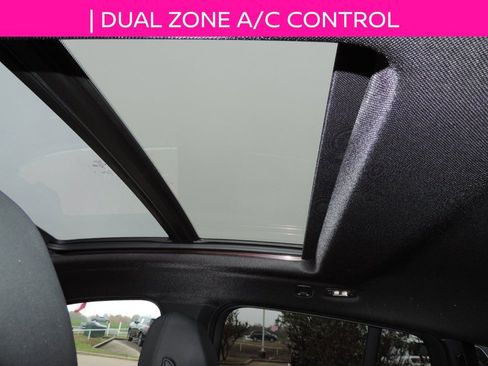 Used 2019 BMW X4 xDrive30i w/ Convenience Package image 14