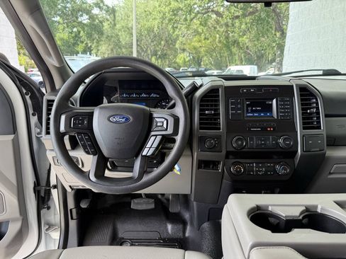 Used 2019 Ford F250 XL w/ Power Equipment Group AWD/4WD image 2