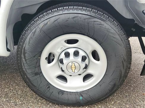 New 2025 Chevrolet Express 3500 w/ Power Convenience Package image 9