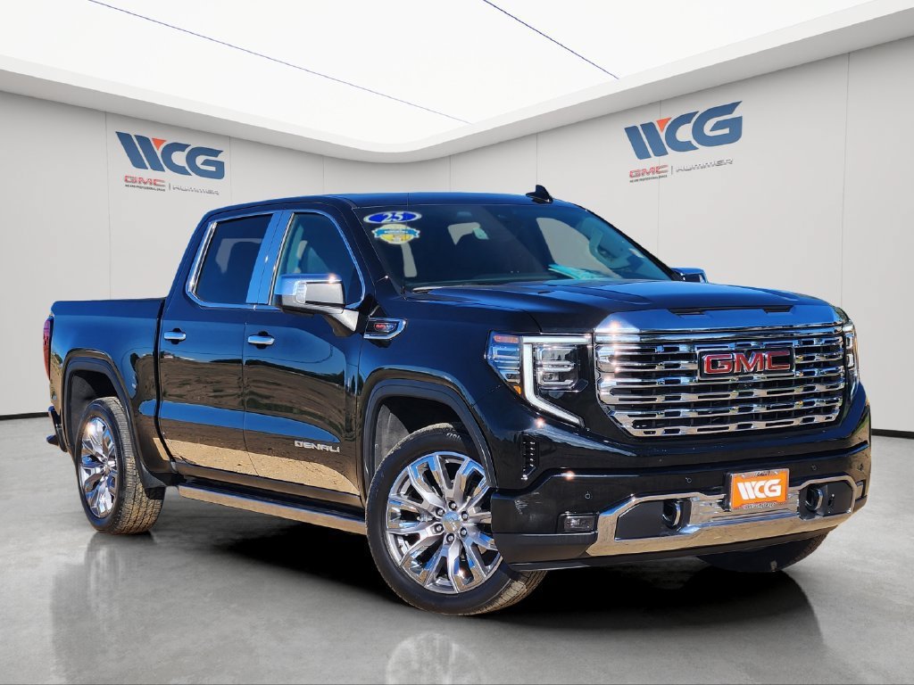 Used 2025 GMC Sierra 1500 Denali w/ Denali Reserve Package AWD/4WD image 2