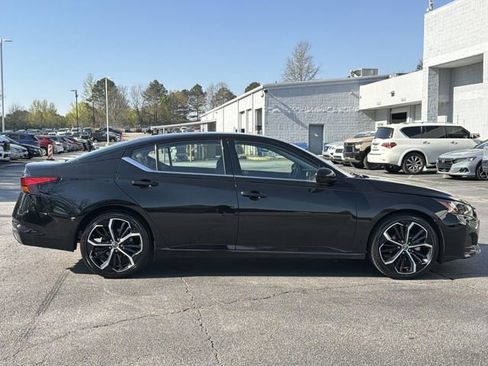 Certified 2024 Nissan Altima 2.5 SR FWD image 27