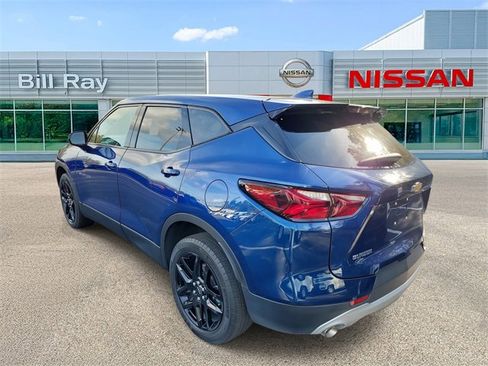 Used 2022 Chevrolet Blazer LT image 3