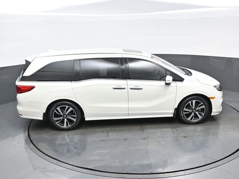 Used 2018 Honda Odyssey Elite image 43
