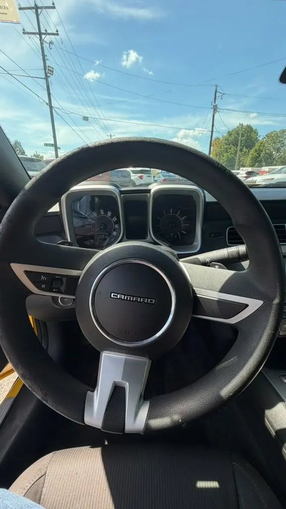Used 2011 Chevrolet Camaro LT w/ Black Stripe Package RWD image 9