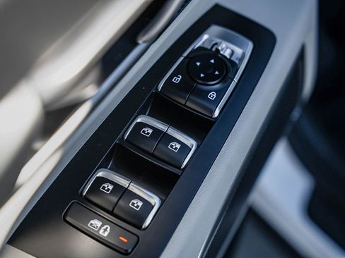 Used 2022 Kia Telluride S image 21