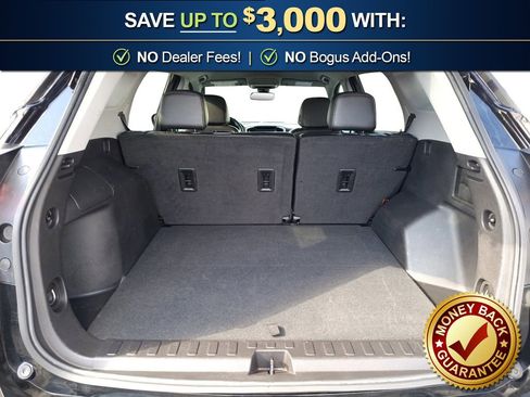 Used 2024 GMC Terrain SLT image 23