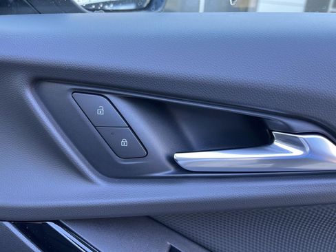 New 2026 Chevrolet Equinox RS w/ Convenience Package III image 33