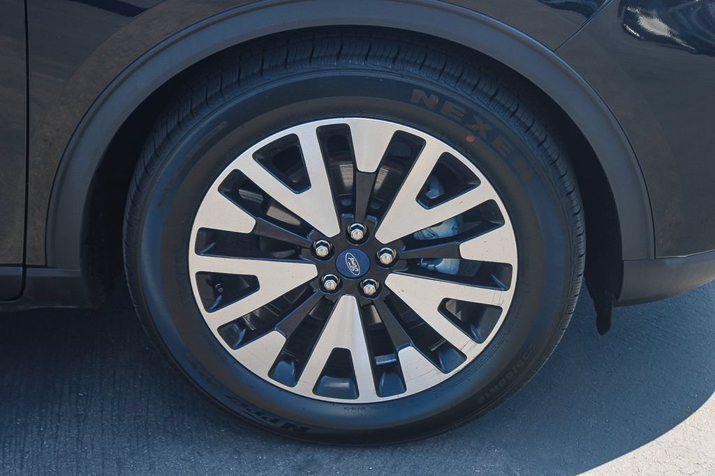Used 2020 Ford Escape SE Sport FWD image 12