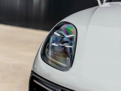 New 2026 Porsche Macan image 64