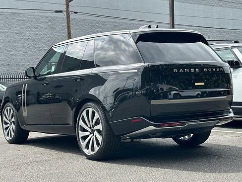 New 2026 Land Rover Range Rover SE AWD/4WD image 15