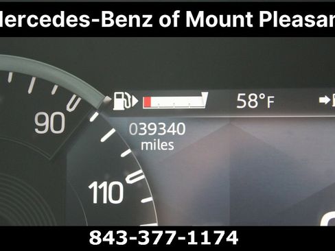 Used 2022 Land Rover Defender 110 image 29