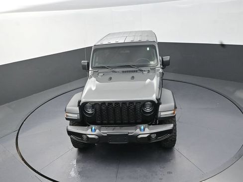 Used 2023 Jeep Wrangler Unlimited w/ Cold Weather Group AWD/4WD image 13