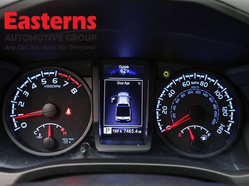 Used 2021 Toyota Tacoma SR AWD/4WD image 17