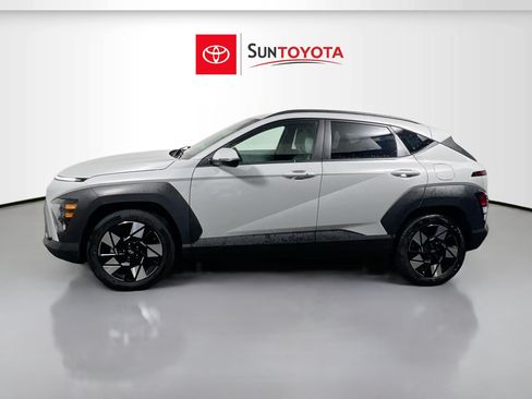 Used 2024 Hyundai Kona SEL FWD image 7