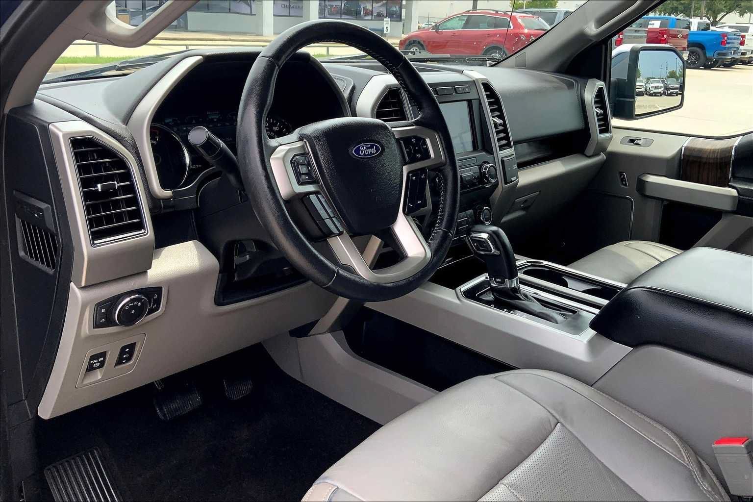 Used 2020 Ford F150 Lariat RWD image 17