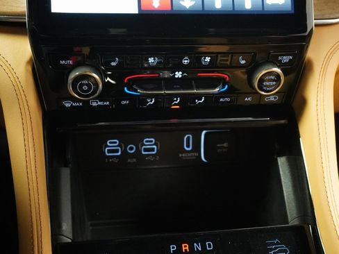 New 2023 Jeep Grand Cherokee Summit image 23