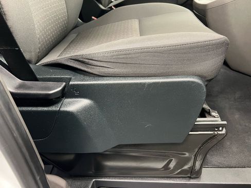 Used 2023 Ford Transit 350 XLT image 13