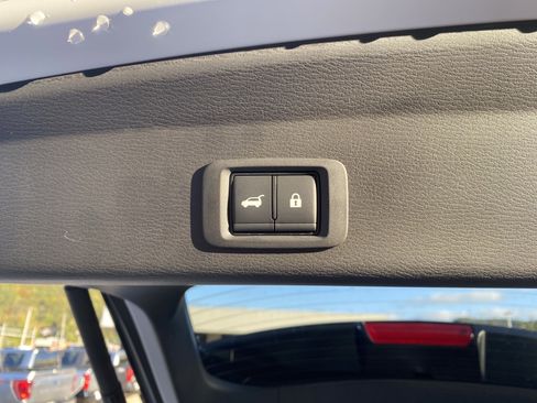 New 2025 Mitsubishi Outlander SE AWD/4WD image 34