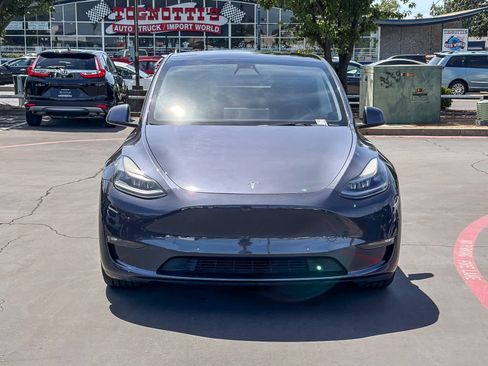 Used 2022 Tesla Model Y Performance AWD/4WD image 6