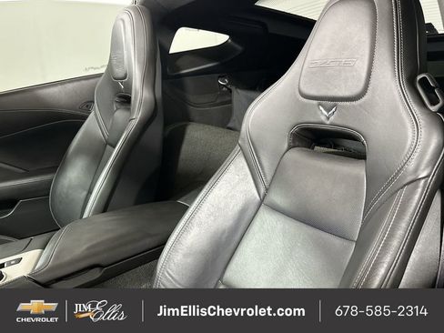 Used 2015 Chevrolet Corvette Z06 w/ 2LZ Preferred Equipment Group image 21