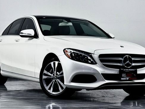 Used 2018 Mercedes-Benz C 300 4MATIC Sedan image 2