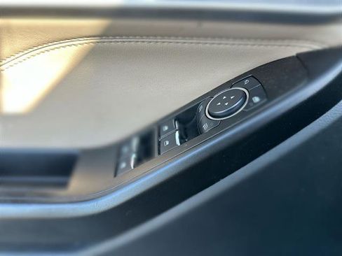 Used 2020 Ford Explorer Limited image 39