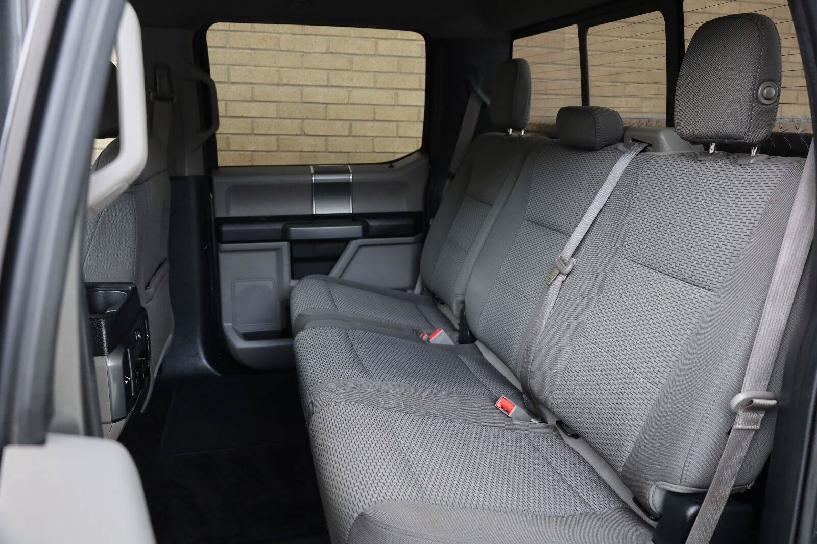 Used 2018 Ford F150 XLT w/ Equipment Group 302A Luxury AWD/4WD image 21