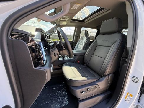 New 2026 GMC Sierra 1500 Denali AWD/4WD image 5