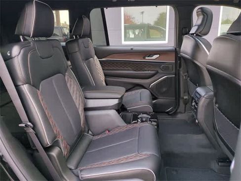 New 2025 Jeep Grand Cherokee L Summit w/ Obsidian Package image 22