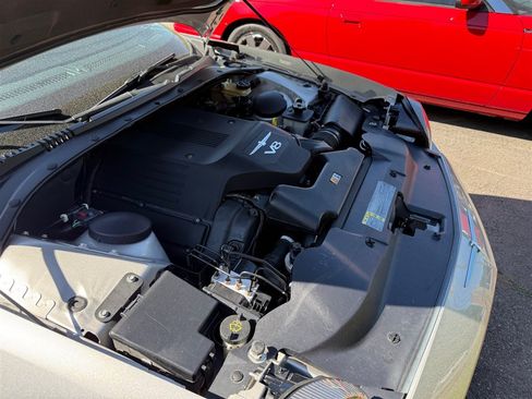 Used 2005 Ford Thunderbird RWD image 14