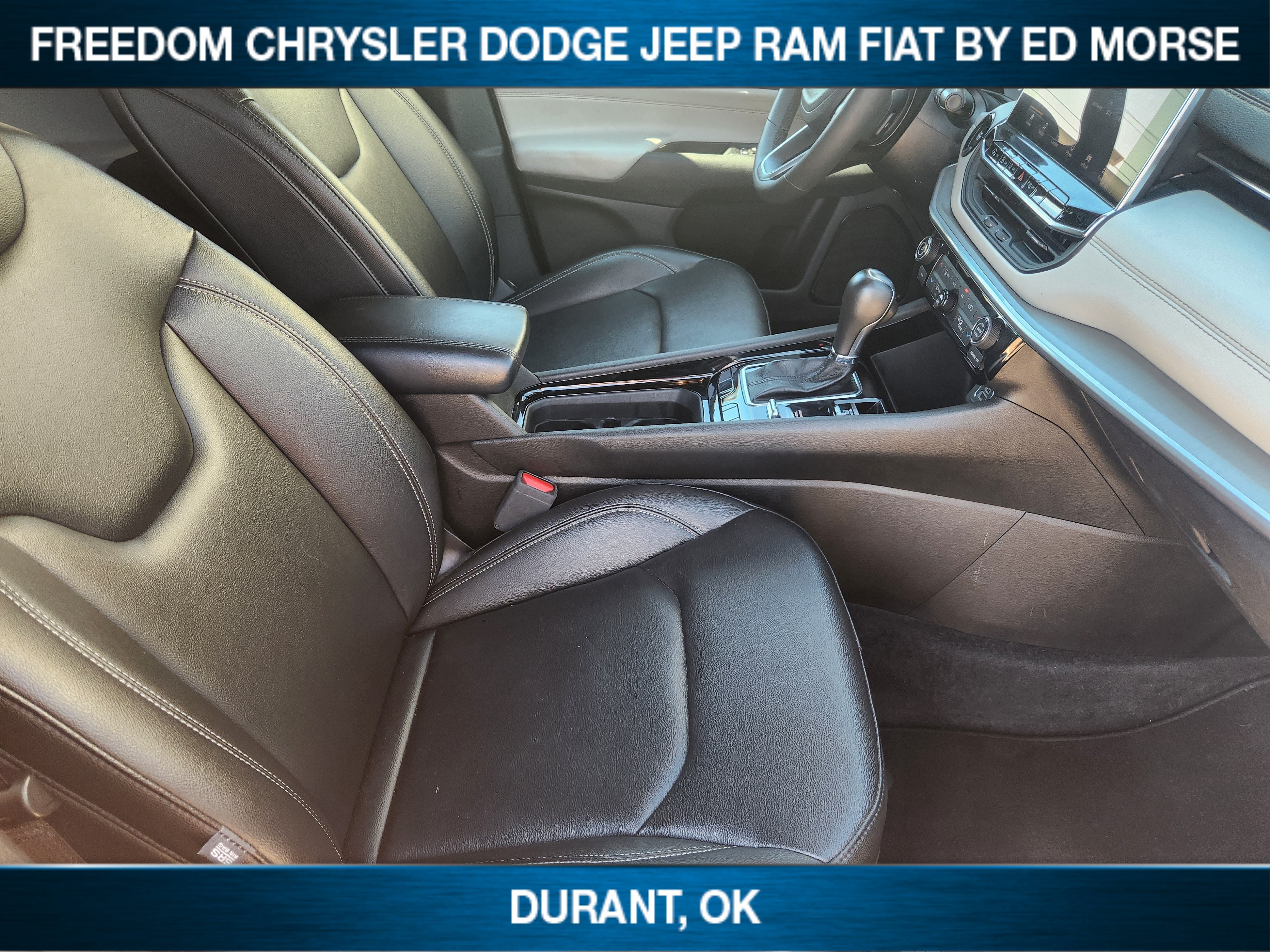 Used 2025 Jeep Compass Limited AWD/4WD image 9