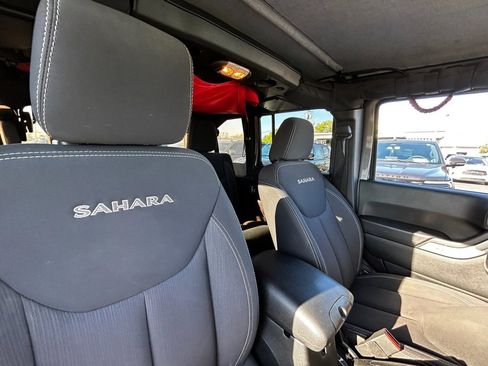 Used 2016 Jeep Wrangler Unlimited Sahara w/ Max Tow Package image 18