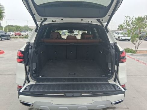 Used 2024 BMW X5 xDrive40i w/ Premium Package AWD/4WD image 16