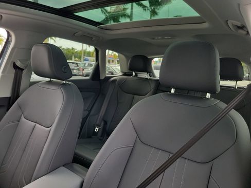 New 2026 Audi Q3 quattro 2.0T AWD/4WD image 16