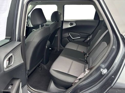Certified 2025 Kia Soul LX w/ LX Technology Package FWD image 12
