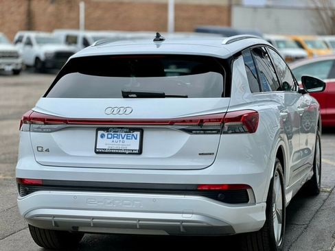 Used 2024 Audi Q4 e-tron Premium Plus w/ Premium Plus image 38