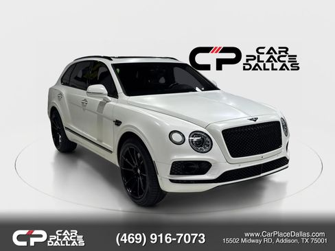 Used 2017 Bentley Bentayga AWD/4WD image 2