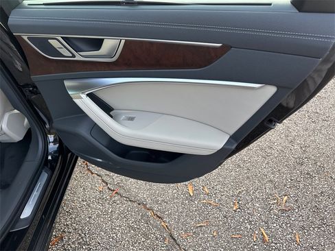 Used 2019 Audi A6 3.0T Prestige image 16